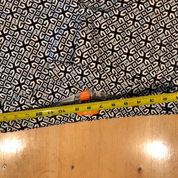 Joe Fresh, preppy party pants, cuffed crops, size 10,  white, navy & turquoise - Picture 4 of 7